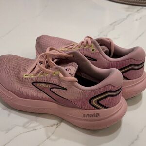 Brooks Women's Glycerin Pink Athletic Shoes